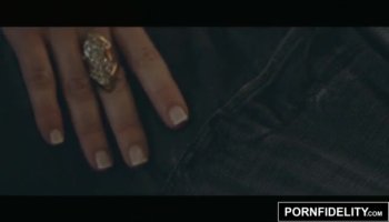 Ebony Babe Tiffany Taner Gets Filled By White Cock